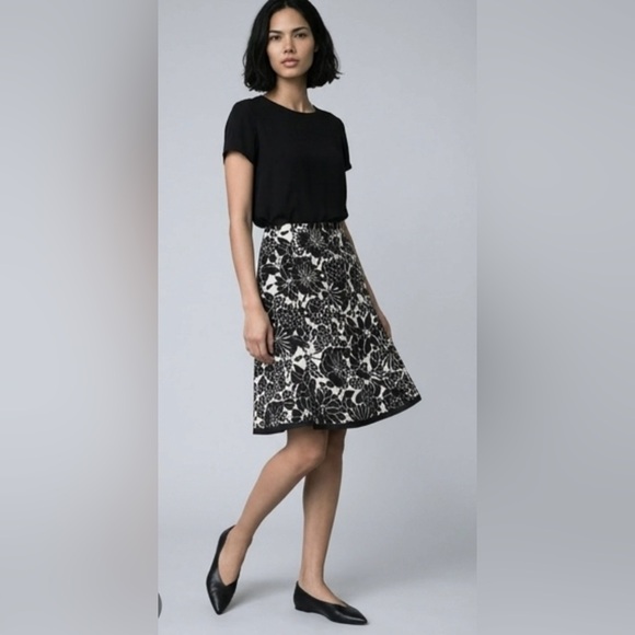 Ann Taylor Dresses & Skirts - Ann Taylor Black and White Floral A-Line Skirt